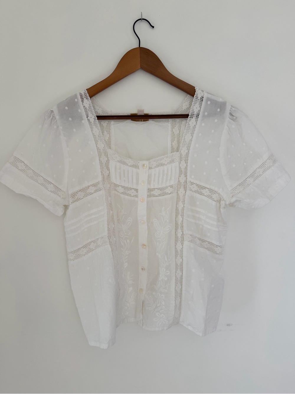 Women's White Lace Panel Button-Front Blouse